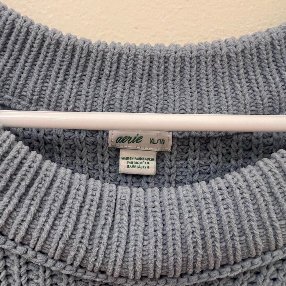American Eagle Oversized Sweater - Picture 6 of 7
